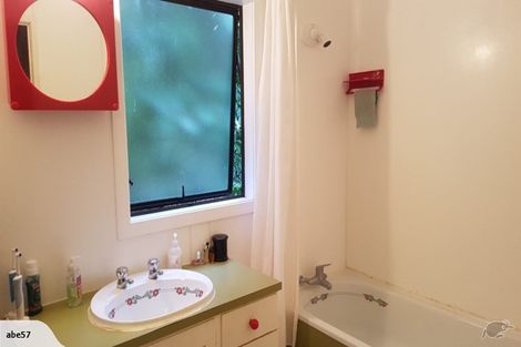 Photo of property in 56 Woodside Road, Massey, Auckland, 0614