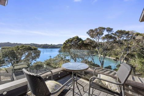 Photo of property in 18b Kaha Place, Russell, 0272