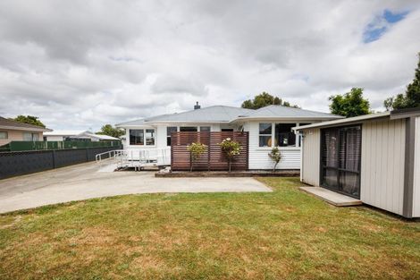 Photo of property in 582 Pioneer Highway, Highbury, Palmerston North, 4412