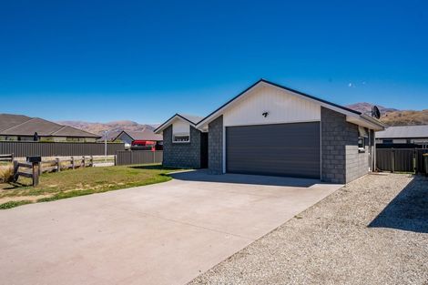 Photo of property in 20 Stowell Drive, Cromwell, 9310