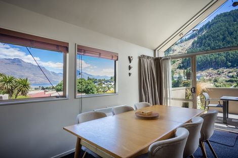 Photo of property in 108 Hallenstein Street, Queenstown, 9300