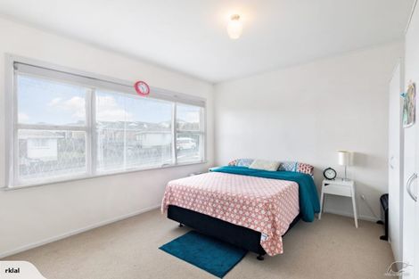Photo of property in 1/40 Rosebank Road, Avondale, Auckland, 1026