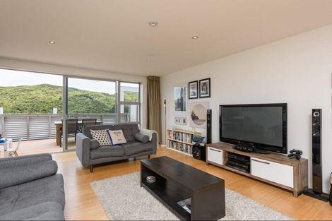 Photo of property in 10 Saddleback Grove, Karori, Wellington, 6012