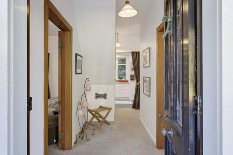 Photo of property in 2 Ascot Street, Thorndon, Wellington, 6011