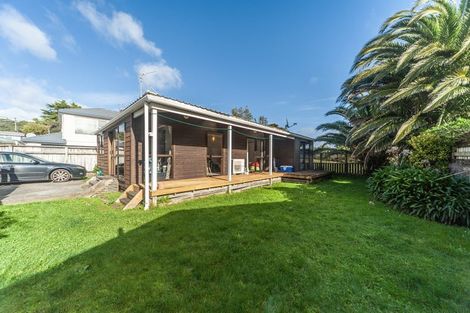 Photo of property in 42a Monorgan Road, Strathmore Park, Wellington, 6022