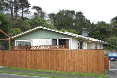 Photo of property in 7 Nash Street, Marfell, New Plymouth, 4310