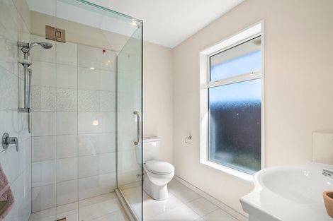 Photo of property in 30 Davaar Crescent, Broomfield, Christchurch, 8042