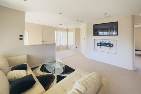 Photo of property in 51a The Esplanade, Eastern Beach, Auckland, 2012