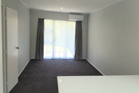 Photo of property in 1/80 Airlie Road, Plimmerton, Porirua, 5026