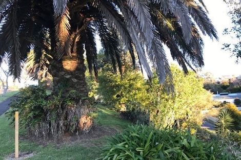 Photo of property in 14 Nevada Drive, Merrilands, New Plymouth, 4312