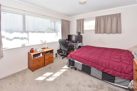 Photo of property in 2/327 Great South Road, Papakura, 2110