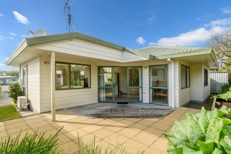 Photo of property in 42b Queen Road, Bellevue, Tauranga, 3110