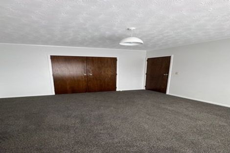 Photo of property in 2/18 Fratley Avenue, Farm Cove, Auckland, 2012