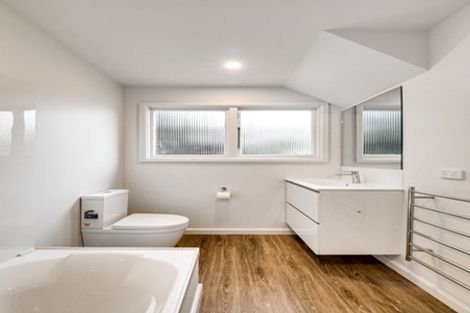 Photo of property in 380 Hills Road, Mairehau, Christchurch, 8013