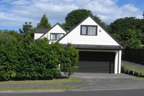 Photo of property in 9 Palliser Lane, Browns Bay, Auckland, 0630