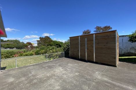 Photo of property in 12 Palmerston Road, Havelock North, 4130