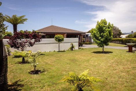 Photo of property in 16 Pacific View Road, Papamoa Beach, Papamoa, 3118