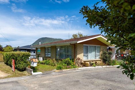 Photo of property in 131a Waikawa Road, Picton, 7220