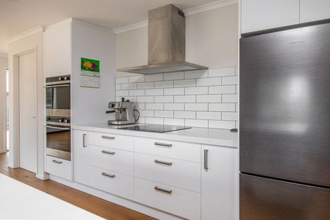 Photo of property in 10 Sequoia Close, Alexandra, 9320