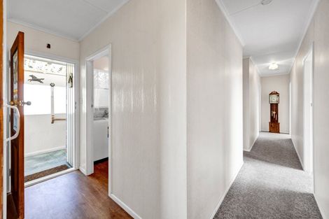 Photo of property in 46 Heaphy Road, Opunake, 4616