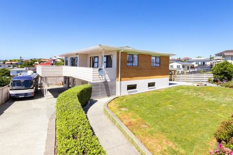 Photo of property in 19 Tamatea Drive, Snells Beach, 0920