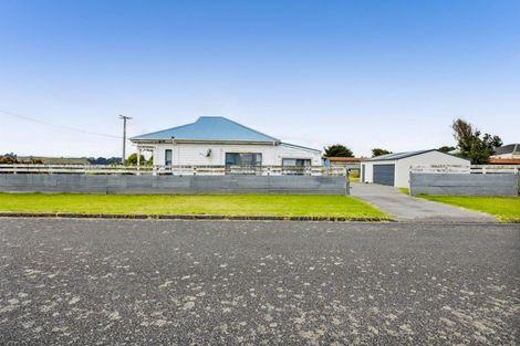 Photo of property in 11 Suffolk Street, Patea, 4520