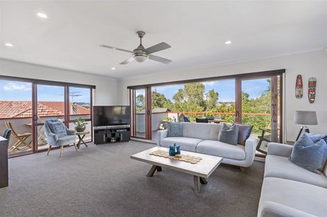 Photo of property in 43 Cockle Bay Road, Cockle Bay, Auckland, 2014