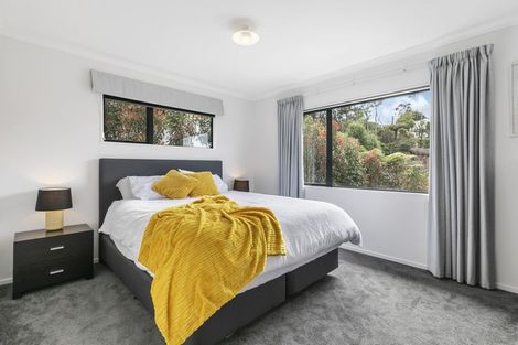 Photo of property in 2/13 Noeleen Street, Glenfield, Auckland, 0629