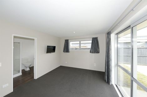 Photo of property in 238a Breezes Road, Aranui, Christchurch, 8061