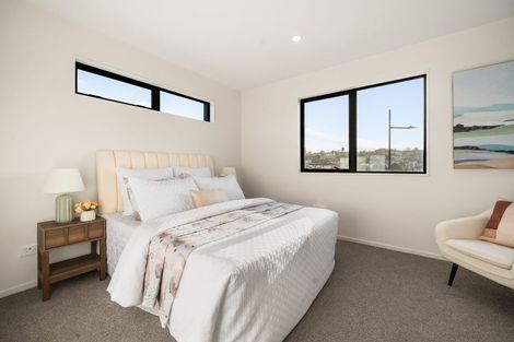 Photo of property in 13/10 Ngaroma House Drive, Hobsonville, Auckland, 0616