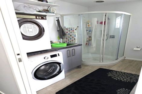 Photo of property in 58 Maclean Street, Paraparaumu Beach, Paraparaumu, 5032