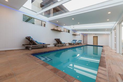 Photo of property in 52c Warman Road, Okura, Albany, 0792