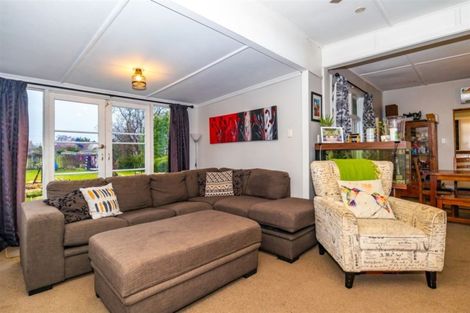 Photo of property in 27 Main Road, Pleasant Point, 7903