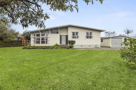 Photo of property in 6 Dalry Place, Mangere Bridge, Auckland, 2022