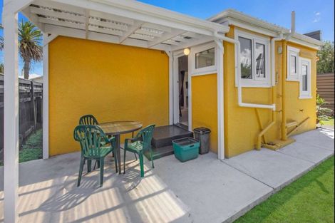 Photo of property in 8a Pharazyn Street, Gonville, Whanganui, 4500