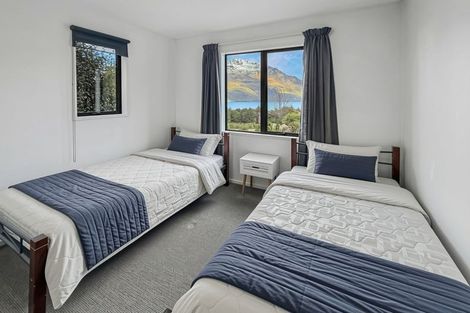 Photo of property in Arno Apartment, 10/8 Mckerrow Place, Sunshine Bay, Queenstown, 9300