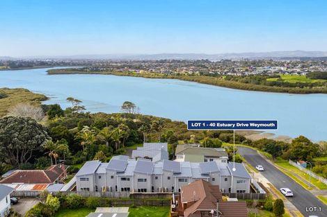 Photo of property in 40a Estuary Road, Weymouth, Auckland, 2103