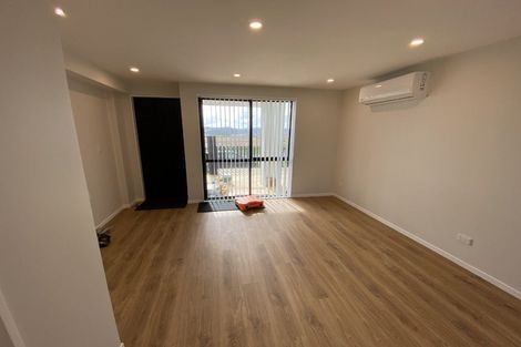 Photo of property in 15b Colin Chester Drive, Silverdale, 0932