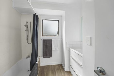 Photo of property in 12b Pennington Place, Welcome Bay, Tauranga, 3112