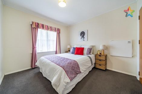 Photo of property in 1 Fairfield Avenue, Fairfield, Lower Hutt, 5011