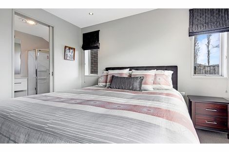 Photo of property in 3 Puaka Street, Pegasus, 7612