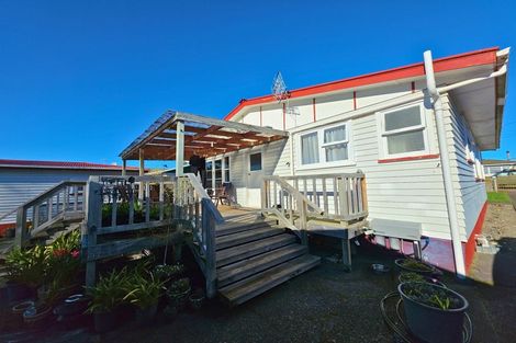 Photo of property in 65 Phillips Street, Sanson, 4817