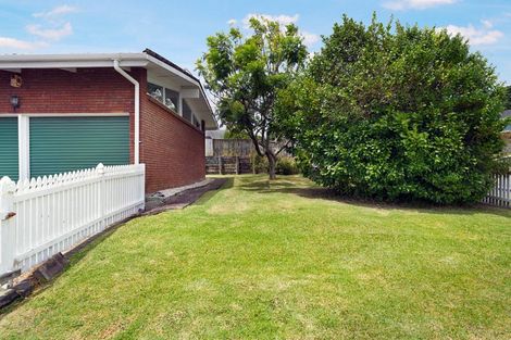 Photo of property in 80 Bruce Road, Glenfield, Auckland, 0629