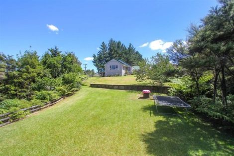 Photo of property in 47 Pinetone Road, Kumeu, 0892