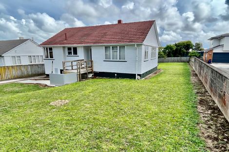 Photo of property in 97 Hillsborough Road, Hillsborough, Auckland, 1042