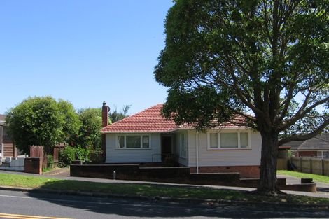 Photo of property in 16 Terry Street, Blockhouse Bay, Auckland, 0600