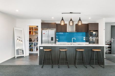 Photo of property in 10 Magpie Place, Lake Hawea, 9382