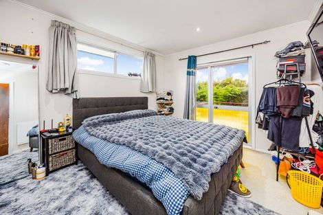 Photo of property in 10 Albertson Place, Manurewa, Auckland, 2102