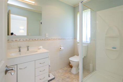 Photo of property in 12 Corfe Castle Lane, Levin, 5510