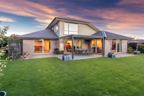 Photo of property in 32 Date Crescent, Aidanfield, Christchurch, 8025